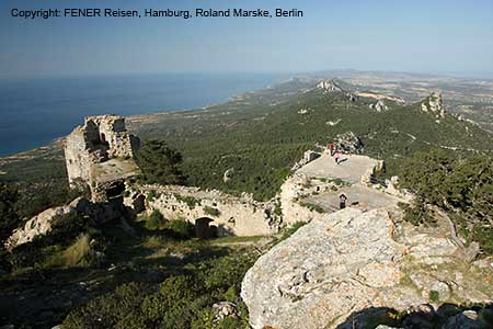 Wanderurlaub auf Nordzypern Besparmak von Kap zu Kap Blick von der Burg Kantara