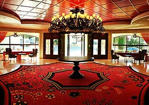 Lobby des Hotel Olive Tree bei Girne in Nordzypern