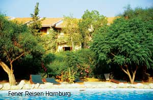 Poolside Bungalows vom Riviera Hotel bei Girne in Nordzypern