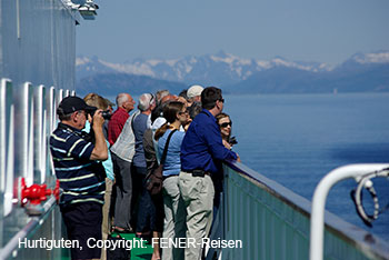 Passagiere auf den Hurtigruten