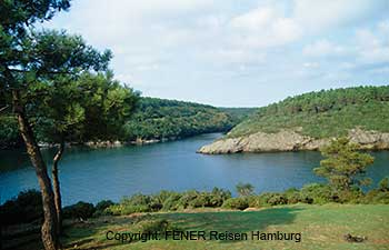 Der Hamsilos Fjord in der Umgebung von Sinop an der türkischen Schwarzmeerküste